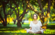 体育彩票-艾顿内线爆发场均18.8+10.2对阵顶级五大中锋，湖人同期六连胜展现团队统治力