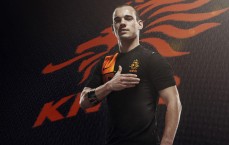 中国体育彩票_曼联锁定桑托斯超新星罗比尼奥·儒尼奥尔，年底转会或引发足坛震荡