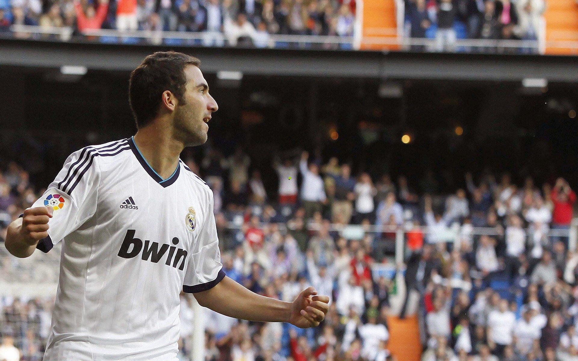 现场直击，孔玺诺赛后解析破密集防守战术，球队韧性赢得赞誉