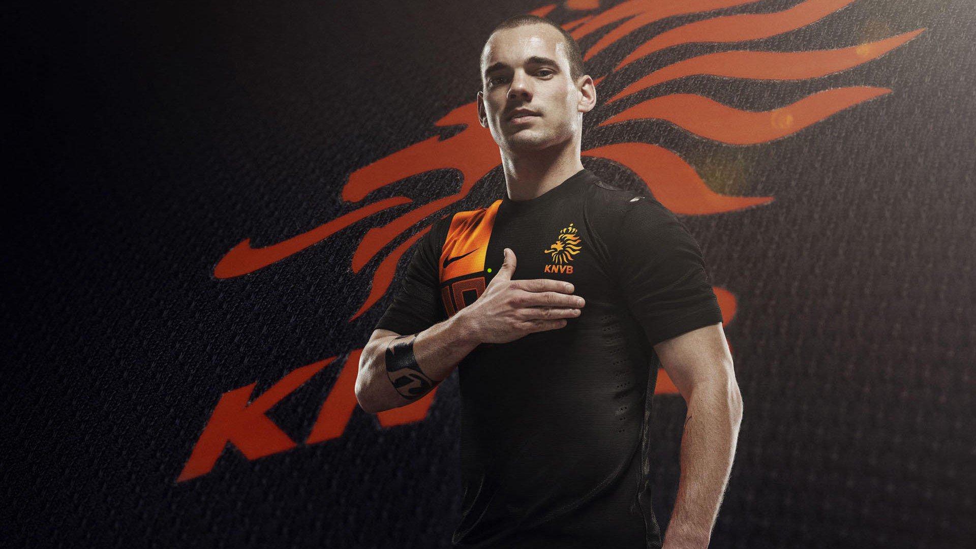 中超八月最佳阵容揭晓,武磊闪耀领衔,朱辰杰王大雷筑起钢铁防线